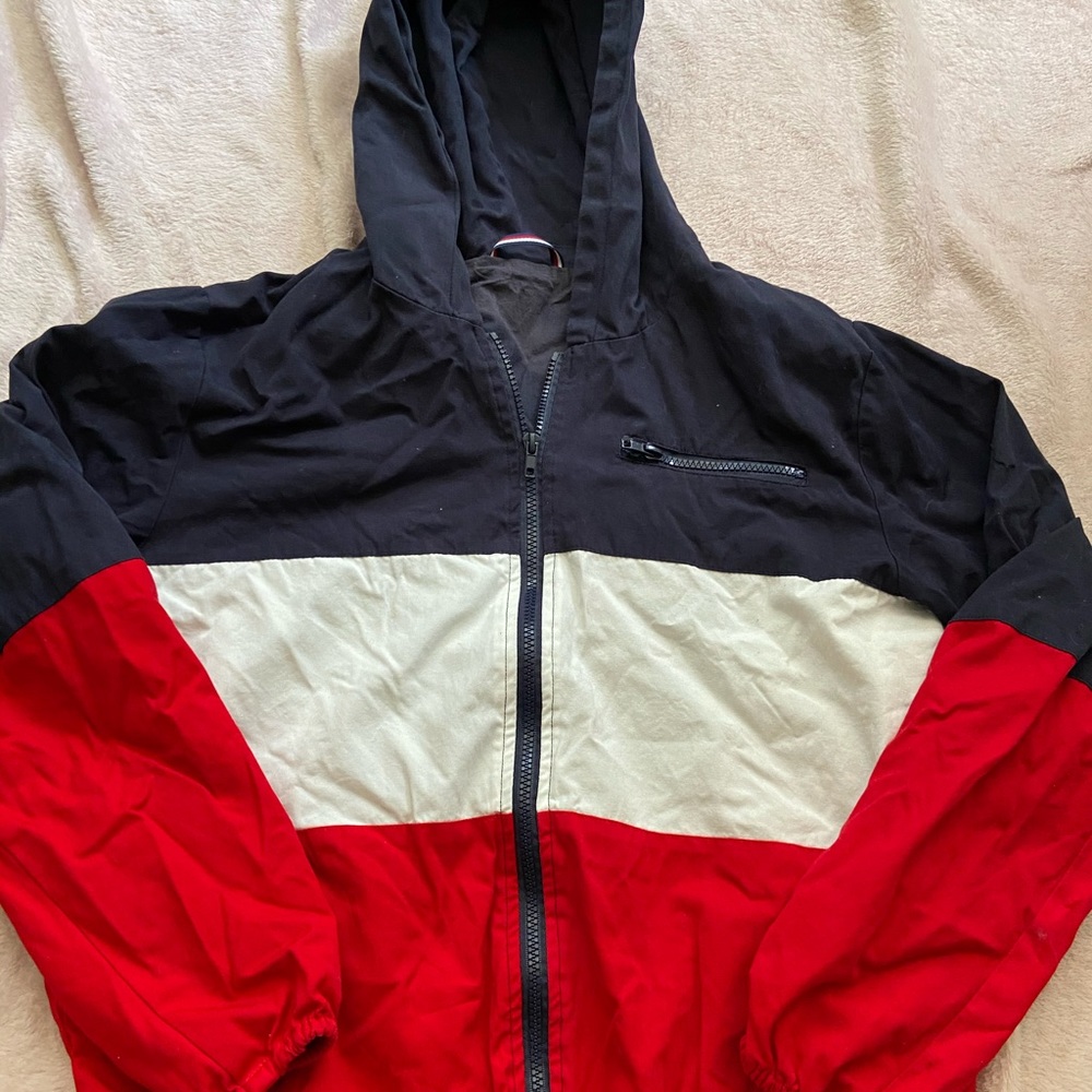 KRISSY JACKET BRANDY MELVILLE WINDBREAKER
